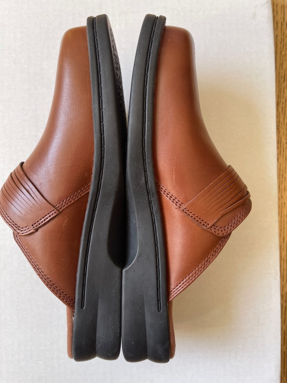 Clarks Brown Leather Women's Slip-On Mule with Buckle - Picture 5 of 7